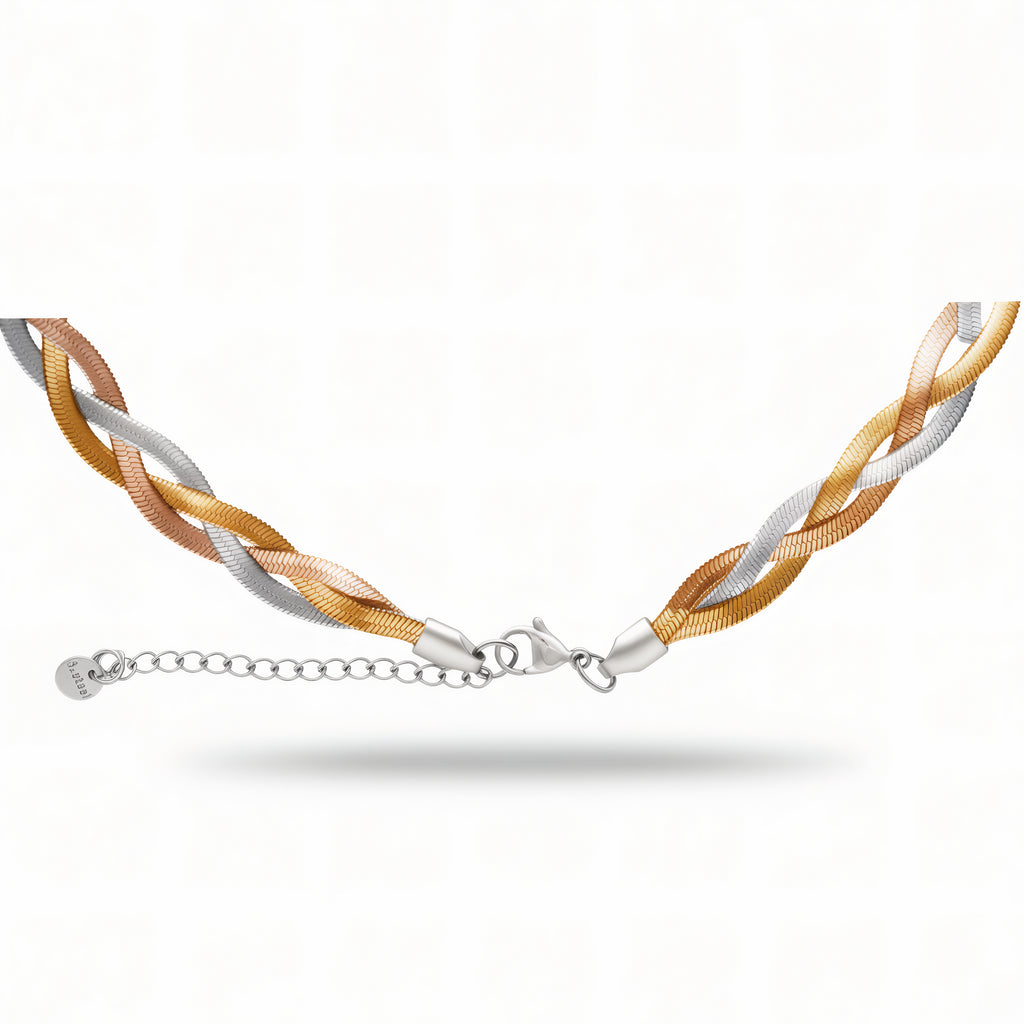 Elara Necklace